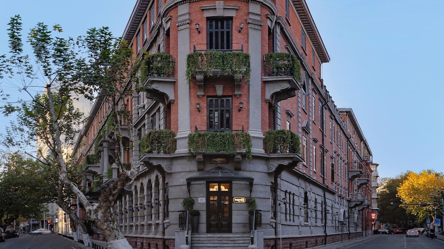 Hotel Banov Townscape Wuhan