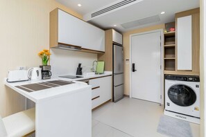 Apartment | Private kitchen - City1BR Condo Pool Gym C261 (Wichit)