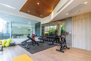 Fitness facility - City1BR Condo Pool Gym C261 (Wichit)