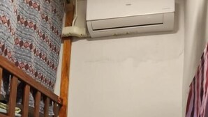 Unclassified image, 5 of 24, button - Pa kham Hostel (Pai)