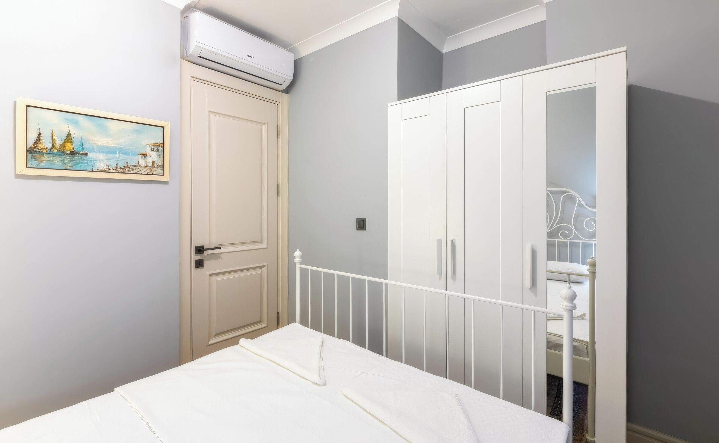 Tabla de planchar con plancha y wifi gratis 