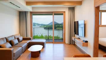 Decoración personalizada, muebles diferentes y wifi gratis