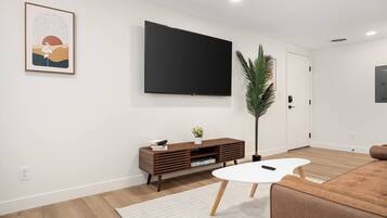 Apartment, Non Smoking | Living area