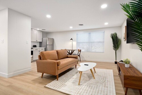 The Silo 6 - Modern Abode