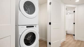 Apartment, Non Smoking | Interior