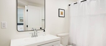 The Silo 6 - Modern Abode