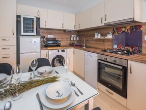 Private kitchen - Apartments Sea Eyes - Two Bedroom Apartment With Terrace and Sea View (Vir)