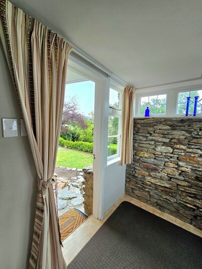 Historic Miner's Cottage - Self Contained