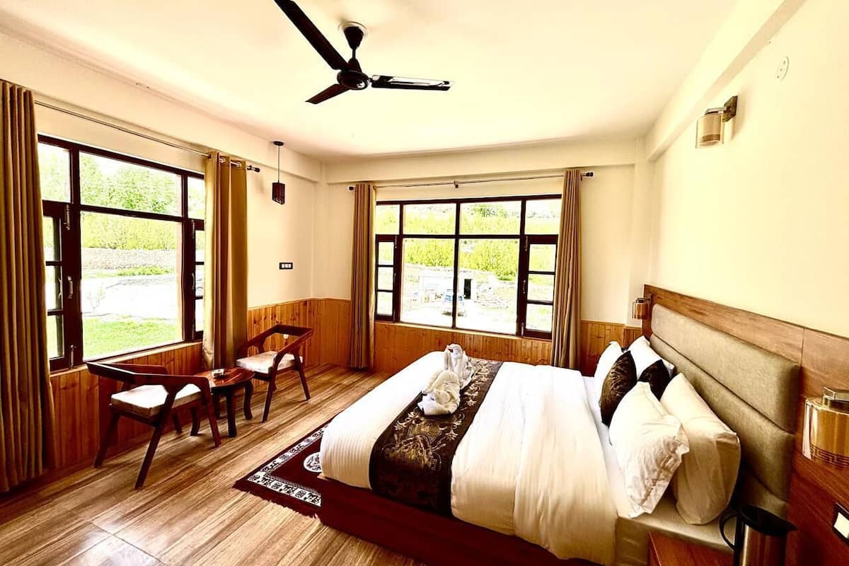 Deluxe-dobbeltværelse - bjergudsigt | Skrivebord, gratis Wi-Fi