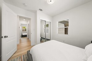 3 Schlafzimmer, Bügeleisen/Bügelbrett, kostenloses WLAN, Bettwäsche