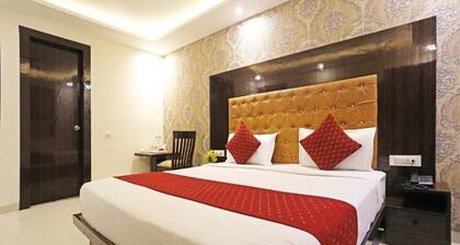Comfy Stay Hotels