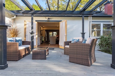 Private Acre+BBQ Patio | 5min to Healdsburg Plaza