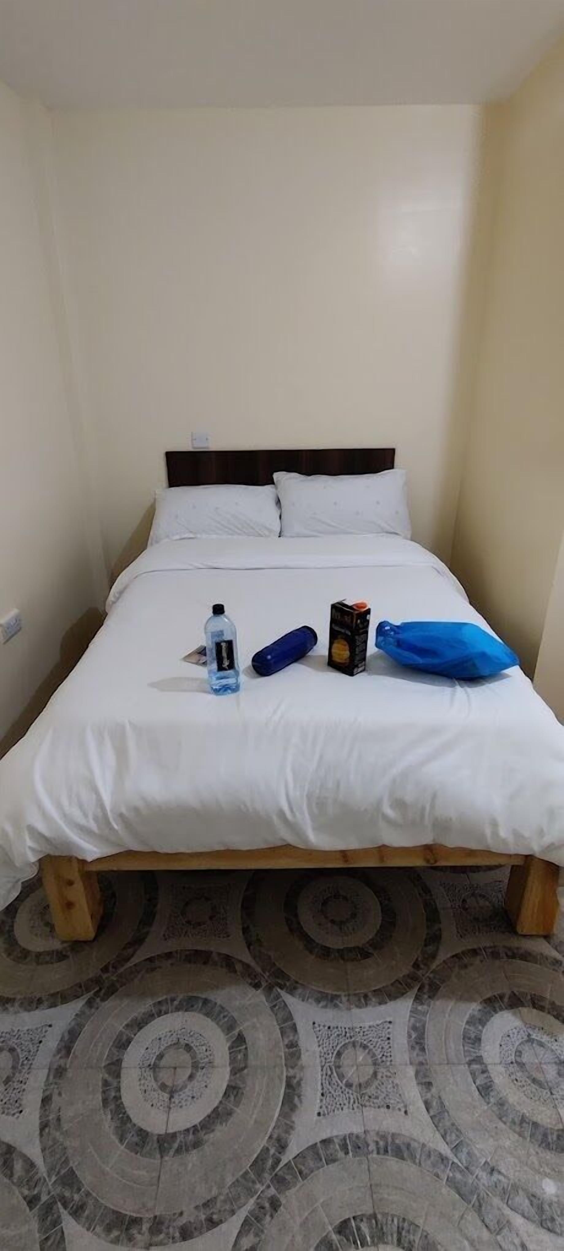Standard Single Room | Free WiFi, bed sheets