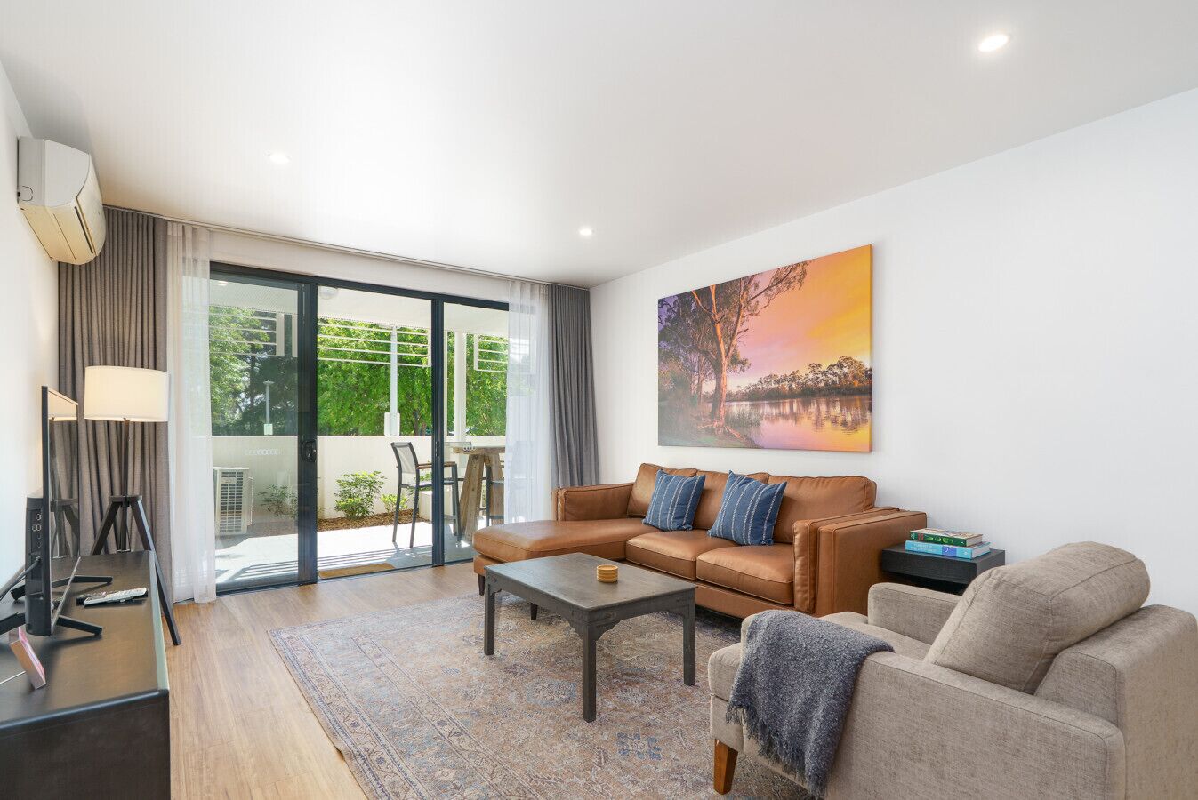 スマートテレビ、書庫