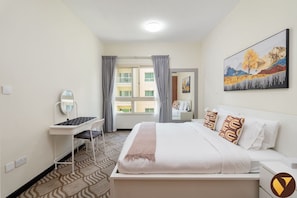 Iron/ironing board, WiFi, bed sheets