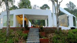Exterior - Thapovan Resort by Z Vacations (Kodaikanal)