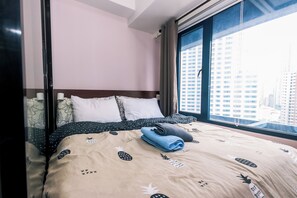 Basic Condo, 1 Bedroom, Kitchenette, City View | Desk, laptop workspace, free WiFi - Air residence Makati Air Luxury Package (Makati)