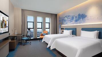 Comfort Double Room | Desk, laptop workspace, blackout curtains, iron/ironing board