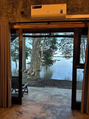 Aji Fruit Farm: Boutique Cottages and an Exclusive Villa Experience