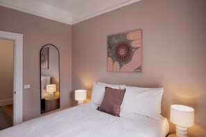 2 slaapkamers, een strijkplank/strijkijzer, wifi