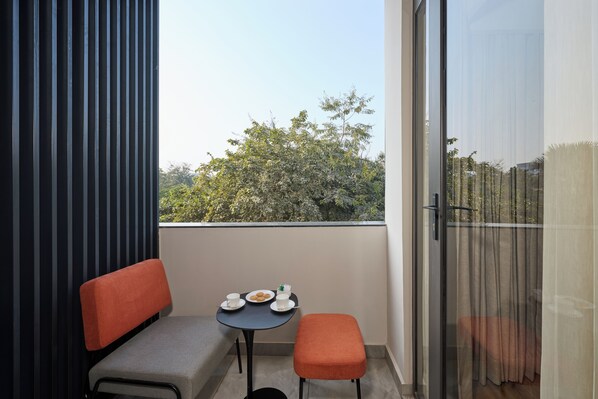 Room - Tulip Inn Gurugram Sector 39 (Gurugram)