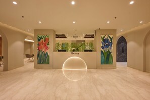 Reception - Tulip Inn Gurugram Sector 39 (Gurugram)