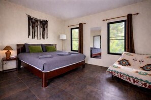 Room - Island’s Gift – Private Design House for 2 Near Sunset Beach (Koh Phangan)