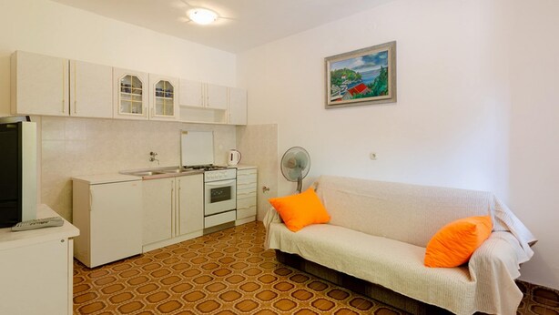 Unclassified image, 1 of 22, button - Apartments Katica's Place - One Bedroom Apartment With Terrace and City View (Blato)