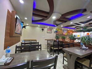 Dining - Hotel Maheshwor (Kathmandu)