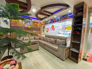 Lobby - Hotel Maheshwor (Kathmandu)