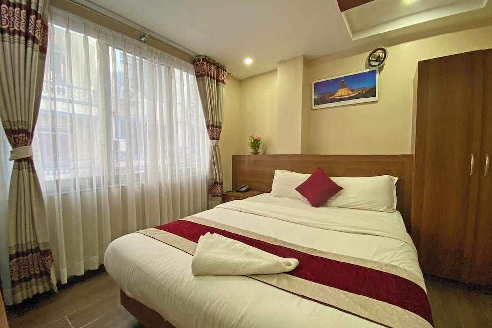 Hotel Maheshwor