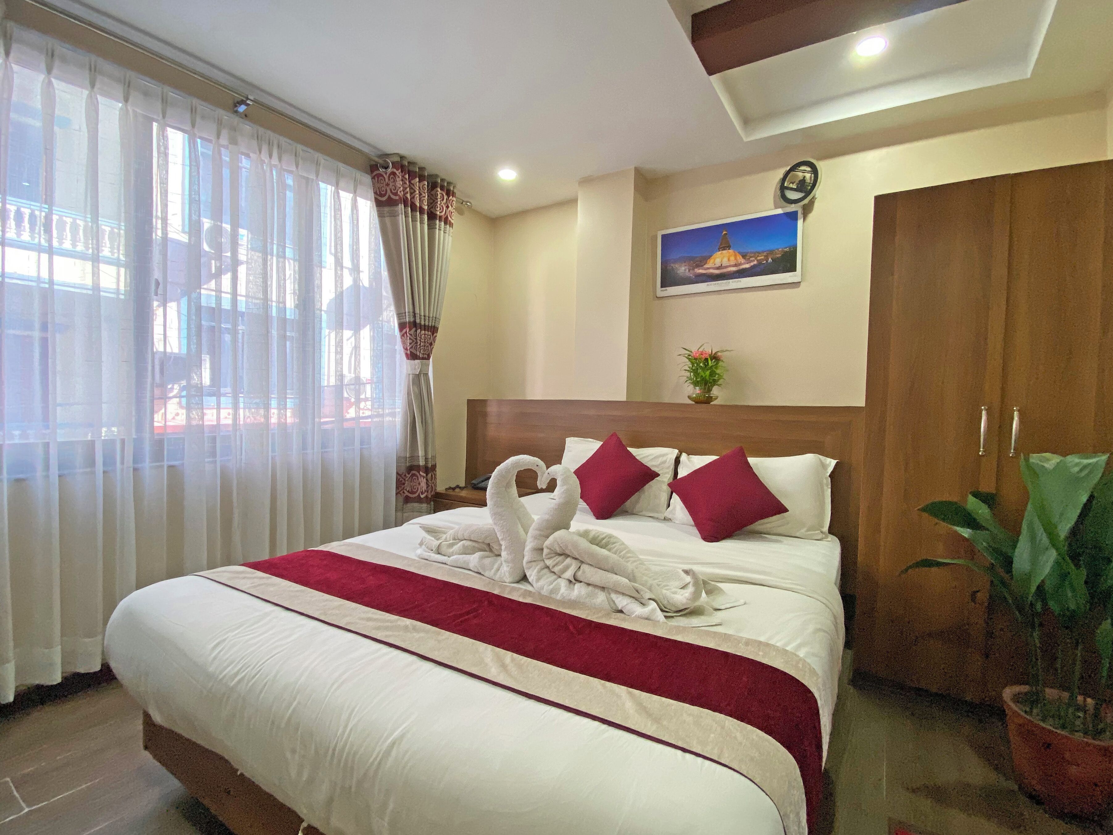 Desk, laptop workspace, free WiFi