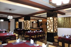Dining - Hotel White Tara (Thimphu)