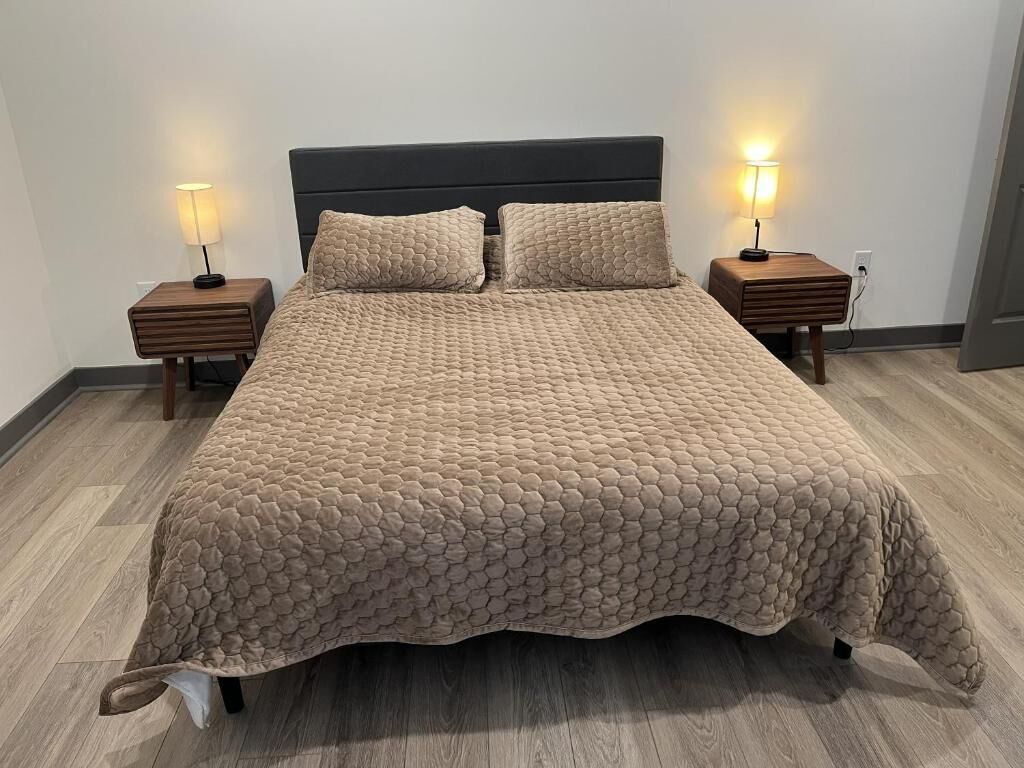 Iron/ironing board, free WiFi