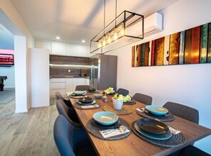 Biệt thự (Three Bedroom Villa) | Bếp riêng | Tủ lạnh 