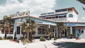 A two-story hotel named Hotel Orion with a reception area and a balcony on the upper floor. - Hotel Orion Vodice (Vodice)
