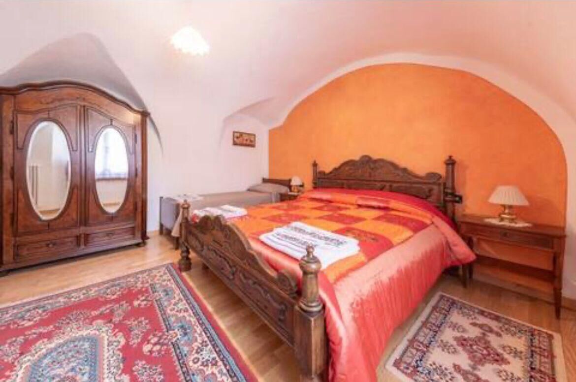 Deluxe-Apartment, Balkon, Bergblick | Verdunkelungsvorhänge, Bügeleisen/Bügelbrett, kostenloses WLAN