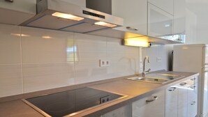Apartment | Dapur peribadi | Peti sejuk, ketuhar, dapur 