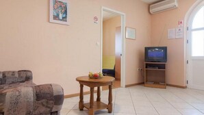 Unclassified image, 4 of 30, button - Summerheaven Apartments - One Bedroom Apartment With Terrace and Sea View (Podgora)