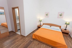 Room - Summerheaven Apartments - One Bedroom Apartment With Terrace and Sea View (Podgora)