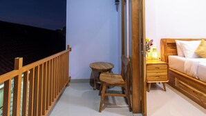 Standard Double Room | Teres/patio