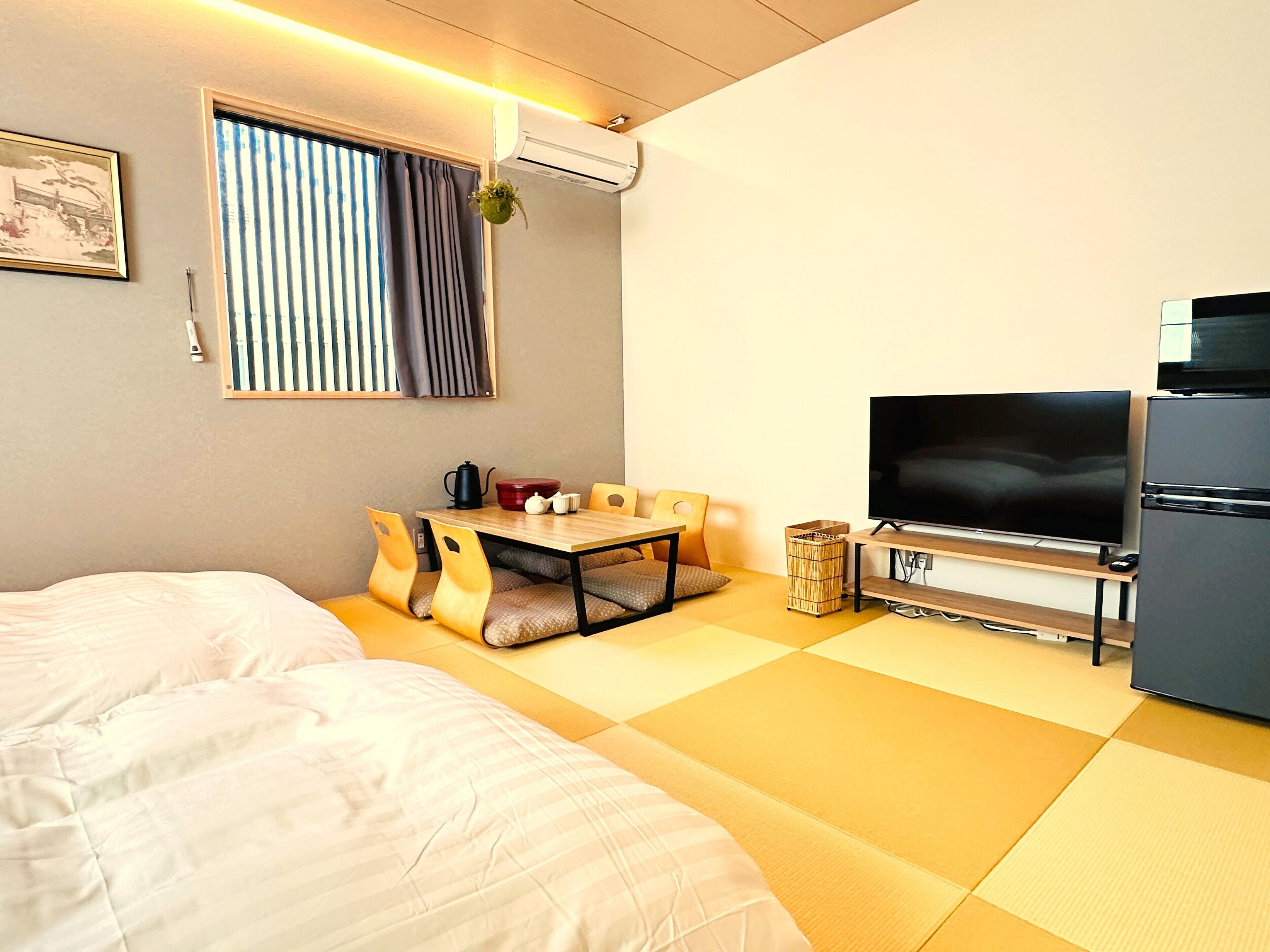 豪華雙床房, 多張床, 私人浴室 | 高級寢具、羽絨被、記憶棉床墊  、書桌