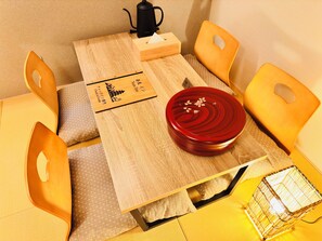 Deluxe Twin Room, Private Bathroom | Desk, laptop workspace, blackout drapes, soundproofing - Nara Inn Japanese Ryokan (Nara)