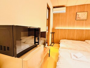 Superior İki Ayrı Yataklı Oda, Özel Banyo | Masa, dizüstü bilgisayar çalışma alanı, güneşlik/perde, ses yalıtımı 