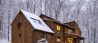 Secluded 6BR Luxury Estate Near NYC - Sleeps 14 - Private Forest Setting