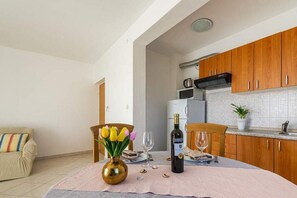 Interior - Apartments Anamarija - One Bedroom Apartment with Balcony - 5 (Privlaka)