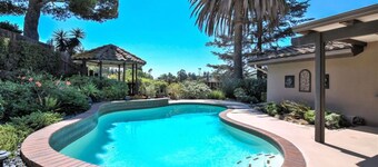 Grand House in Mt. Helix