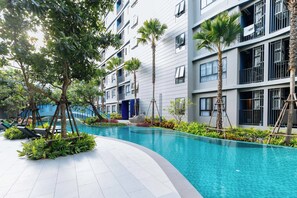 Outdoor pool - 2BR Condo Pool and Full Gym C262 (Kathu)