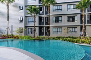 Outdoor pool - 2BR Condo Pool and Full Gym C262 (Kathu)