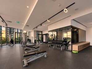 Fitness facility - Skyline Suites | Stunning City Views, Gym & Pool (Southbank)
